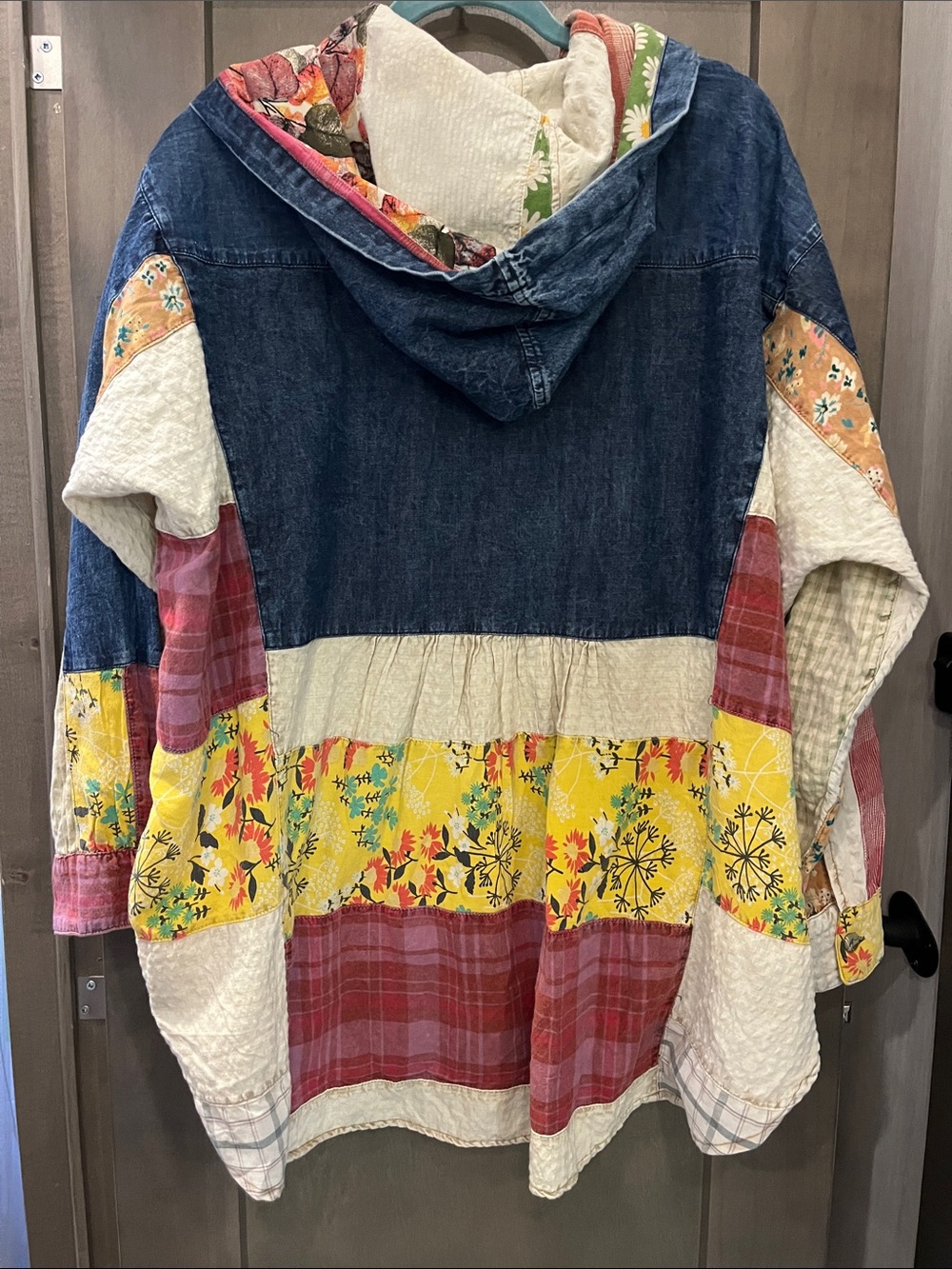 Boho style Patchwork Hooded Denim Jacket - Blue - Picture 6 of 8